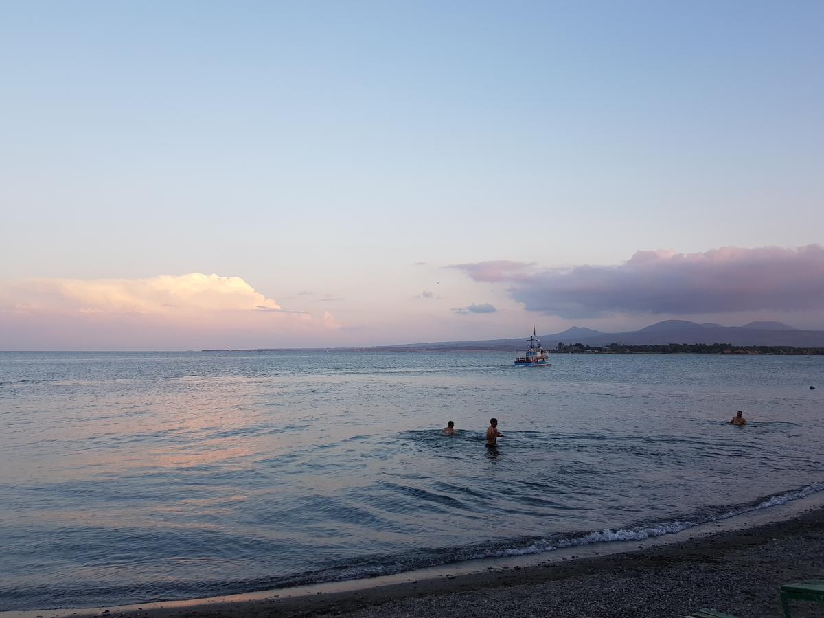 Jrahars Resort Sevan Exteriör bild