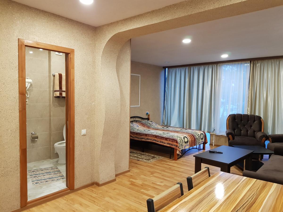 Jrahars Resort Sevan Exteriör bild